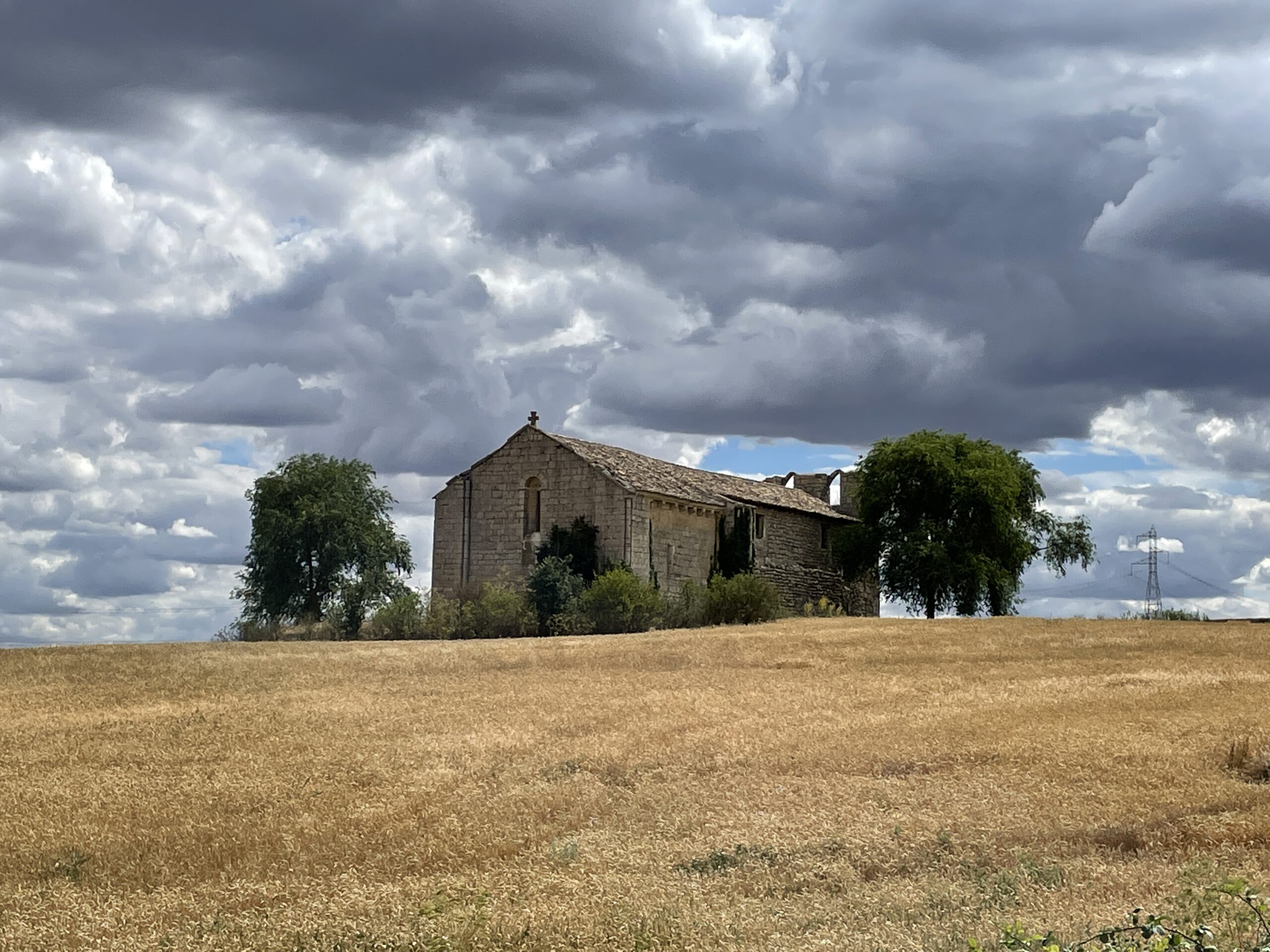 Kirchen auf jeden Hügel Richtung Palencia